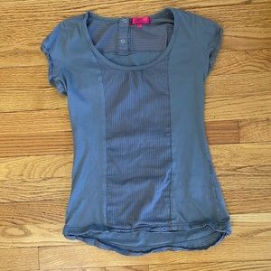 Almost Famous Shirt Junior’s Small Gray Button Closure Stripe detail Women